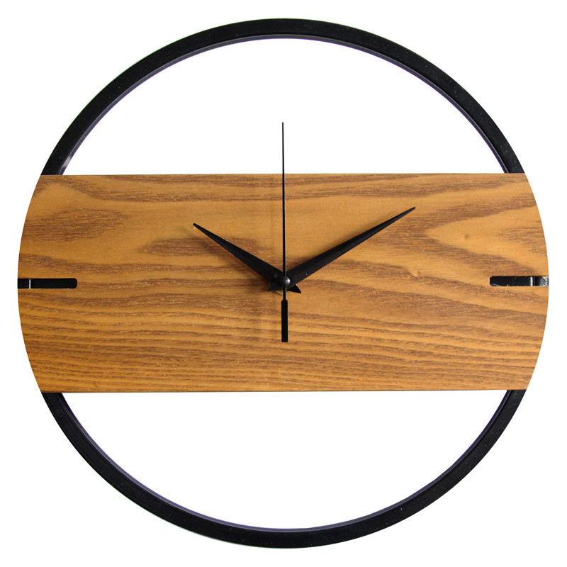 Nordic Arbor: Solid Wood Minimalist Silent Clock