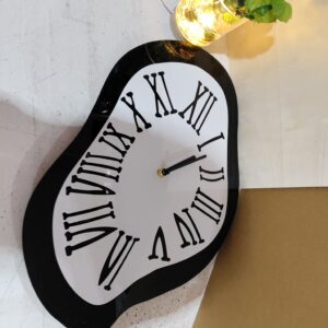 Roman Ethereal: Sculptural Nordic Acrylic Wall Clock - Nox Decor Lighting