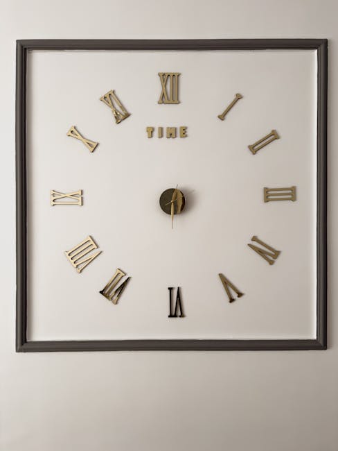 krishna wall clock styled interior, Nox Decor