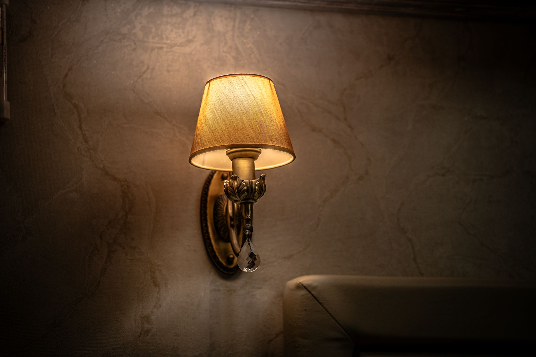 Wireless Motion Sensor Wall Lamp - Rechargeable USB LED Night Light