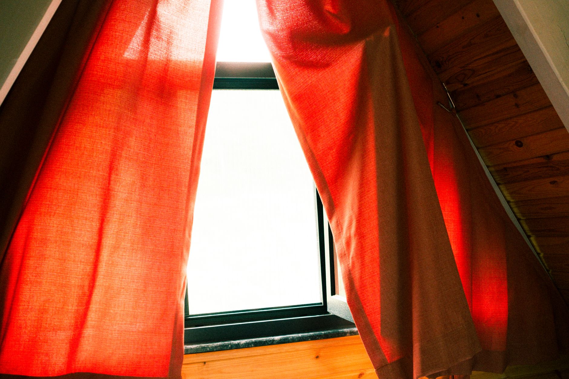 Ethereal Dawn: WiFi Smart Sunrise Alarm & Ambient Sanctuary Light